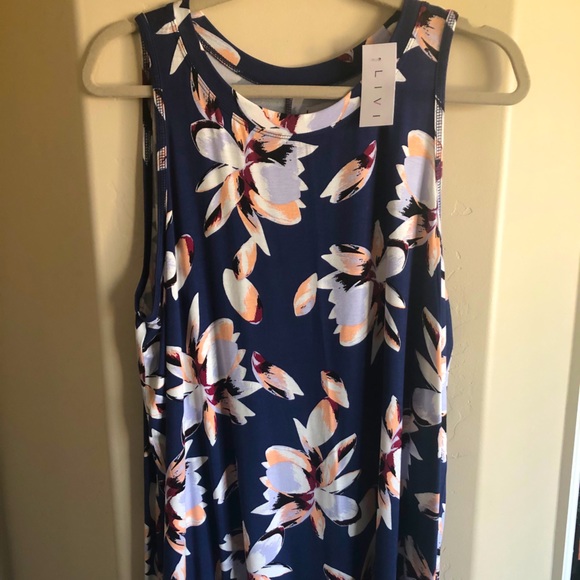 Soft Flowy Top - Picture 1 of 5